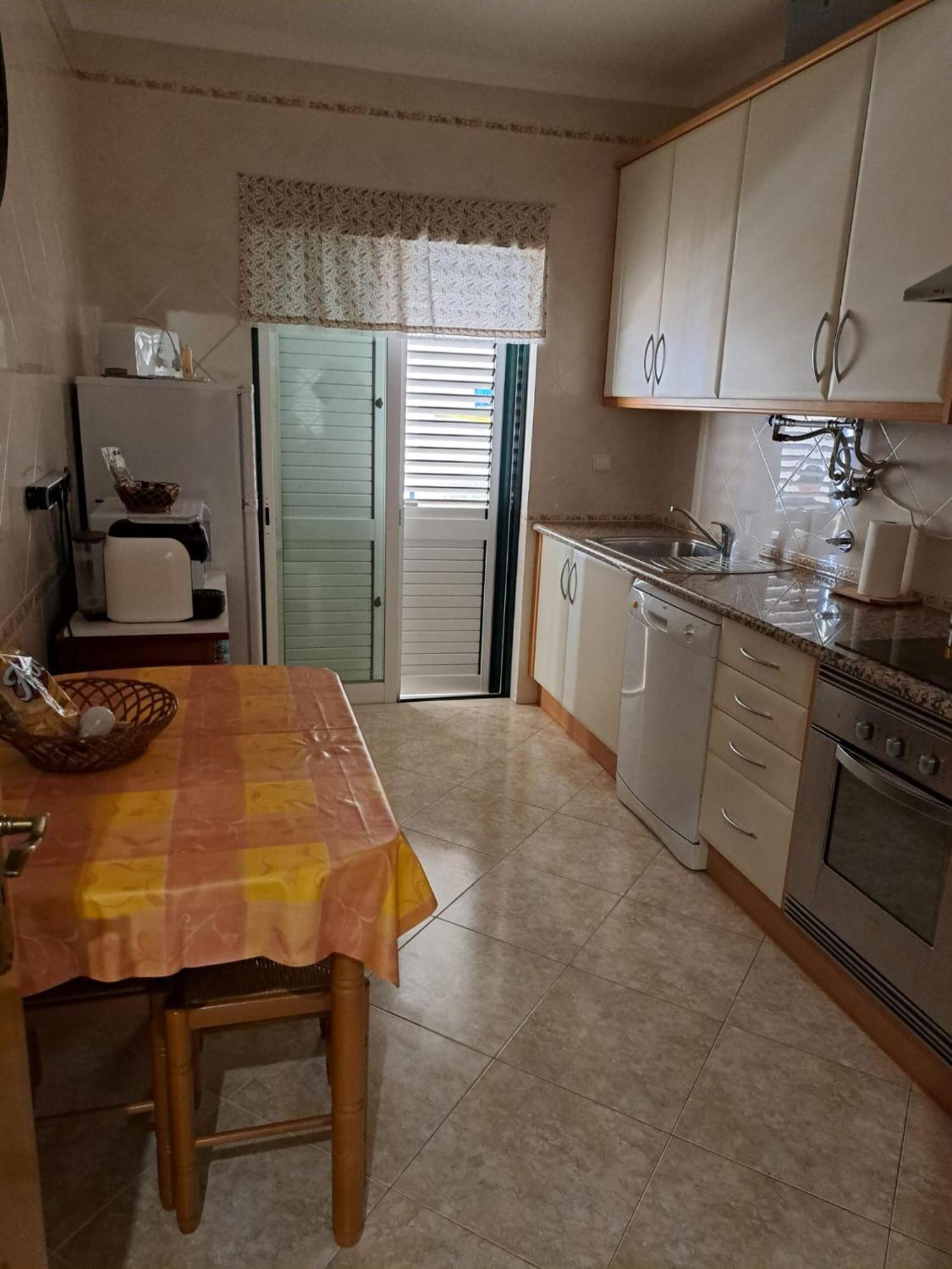 Mjalvor - Apº Em Condominio Com Piscina Eksteriør billede